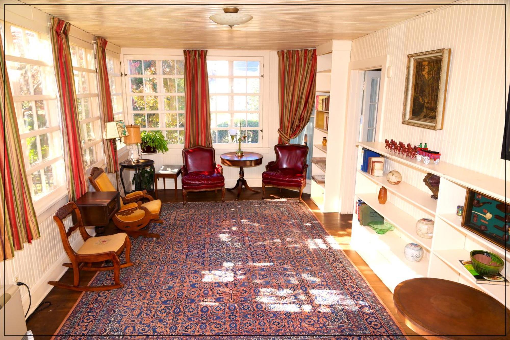 The White House Hotel Plainfield Bagian luar foto