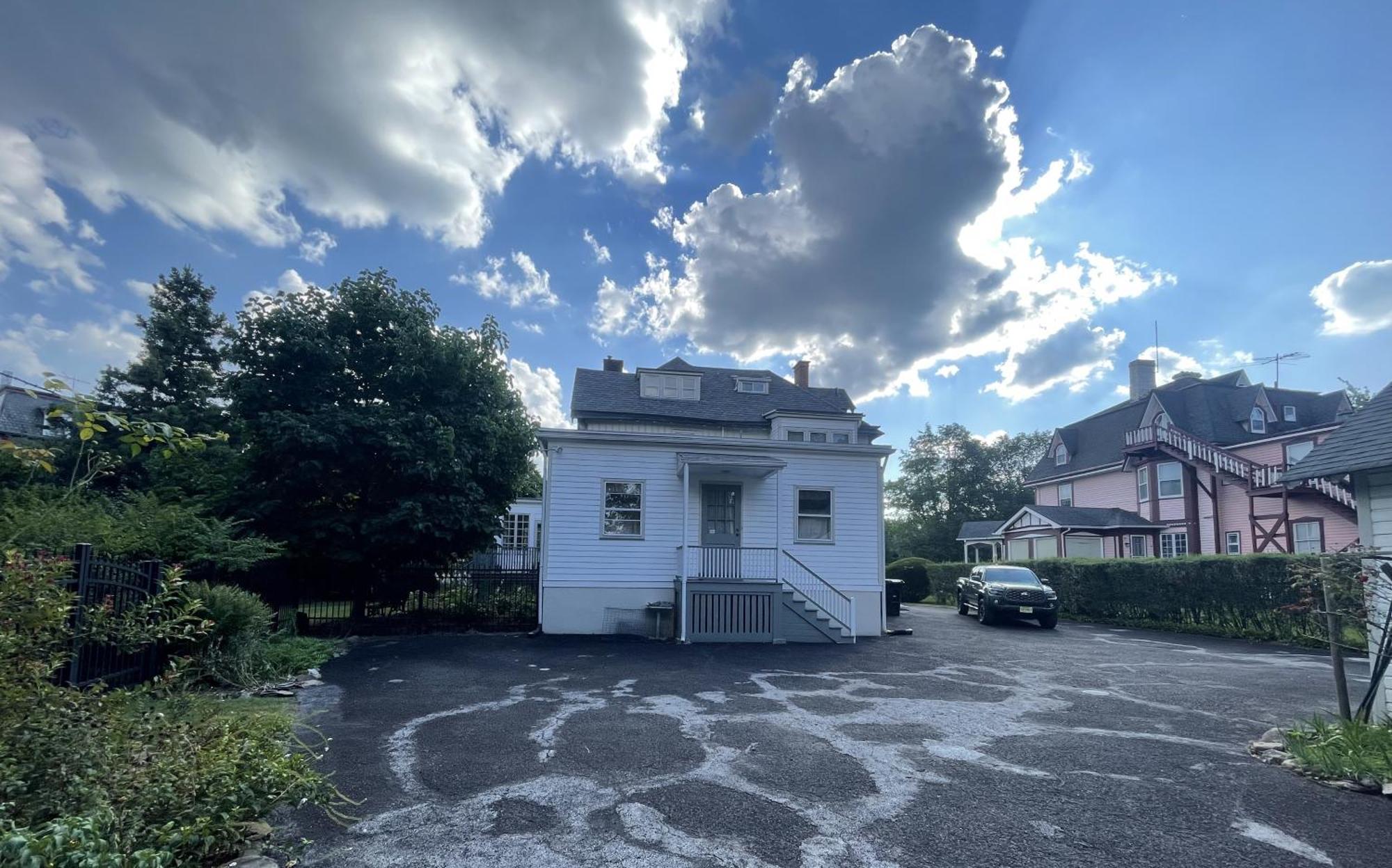 The White House Hotel Plainfield Bagian luar foto