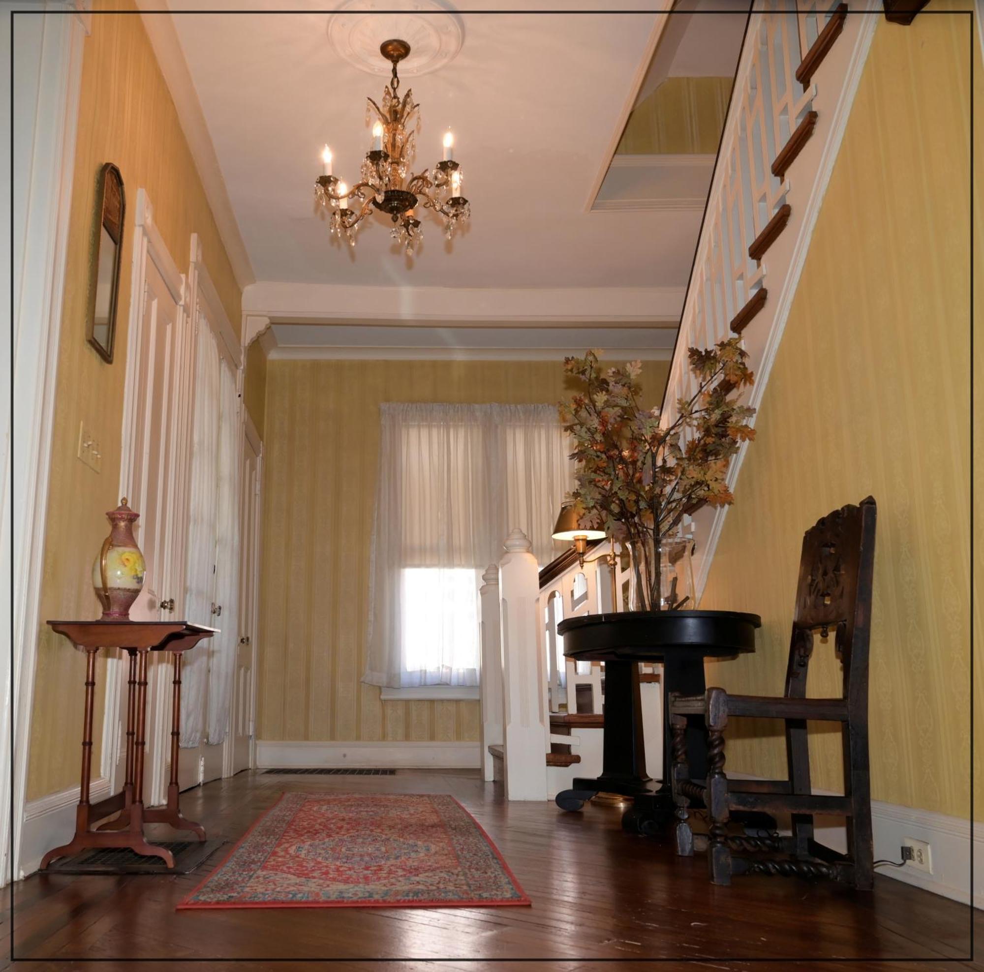 The White House Hotel Plainfield Bagian luar foto